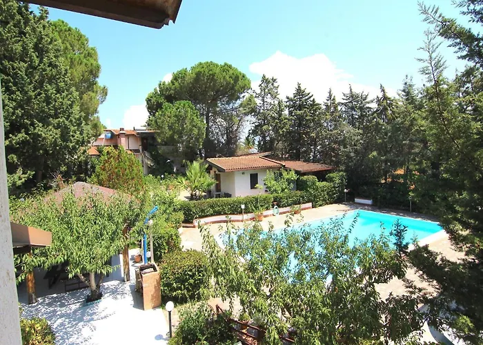 Spacious With Pool In Sicily *